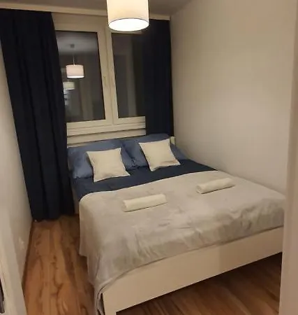 Lakowa 폴라니카-즈루이